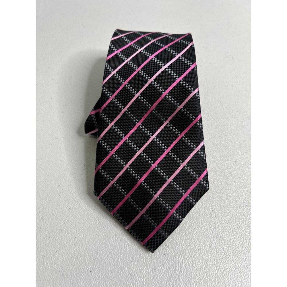 Countess Mara Black, Pink, Gray Plaid Pattern 100% Silk Handmade Tie NWOT